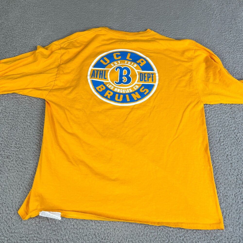UCLA Bruins Athletic Department T Shirt Mens XL Long Sleeve Russell Athletic‎